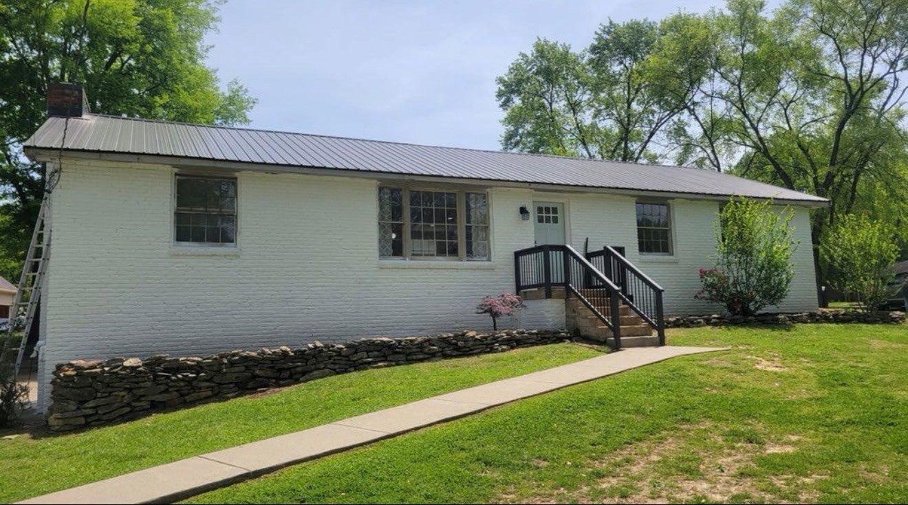 Home for sale in 121 Roberta Dr Hendersonville, TN