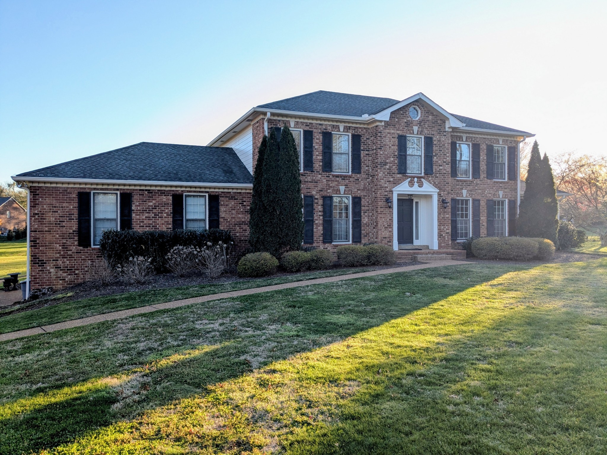 Brentwood Real Estate - Residential Lease for sale
