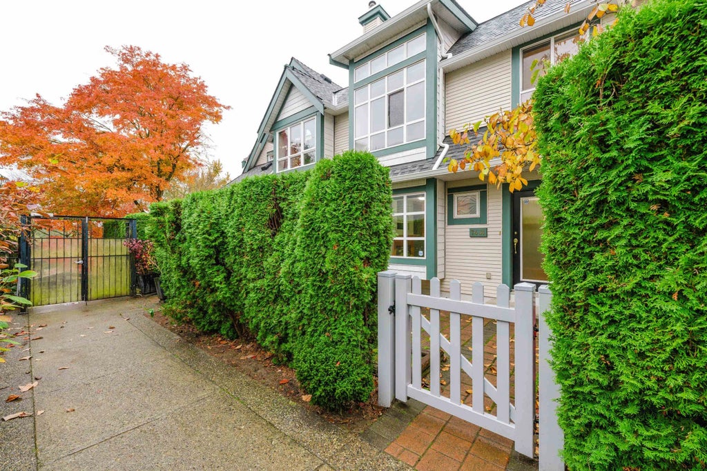 7431 Magnolia Terrace, Burnaby