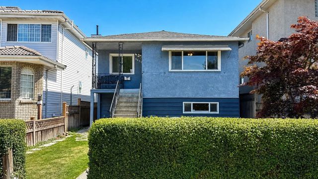 4458 Skeena Street, Vancouver
