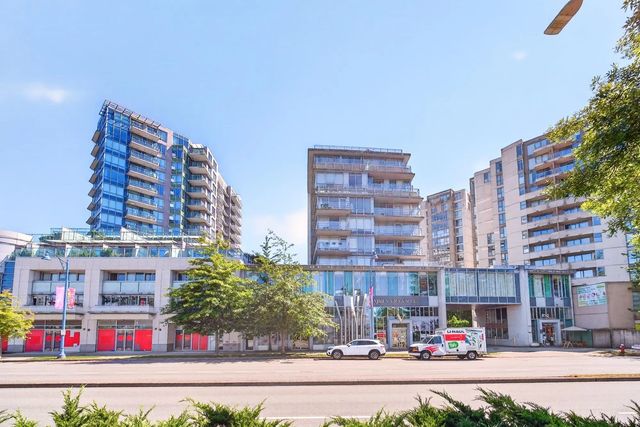 8280 Lansdowne Road 606, Richmond