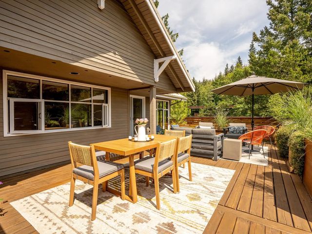 6343 Easy Street, Whistler