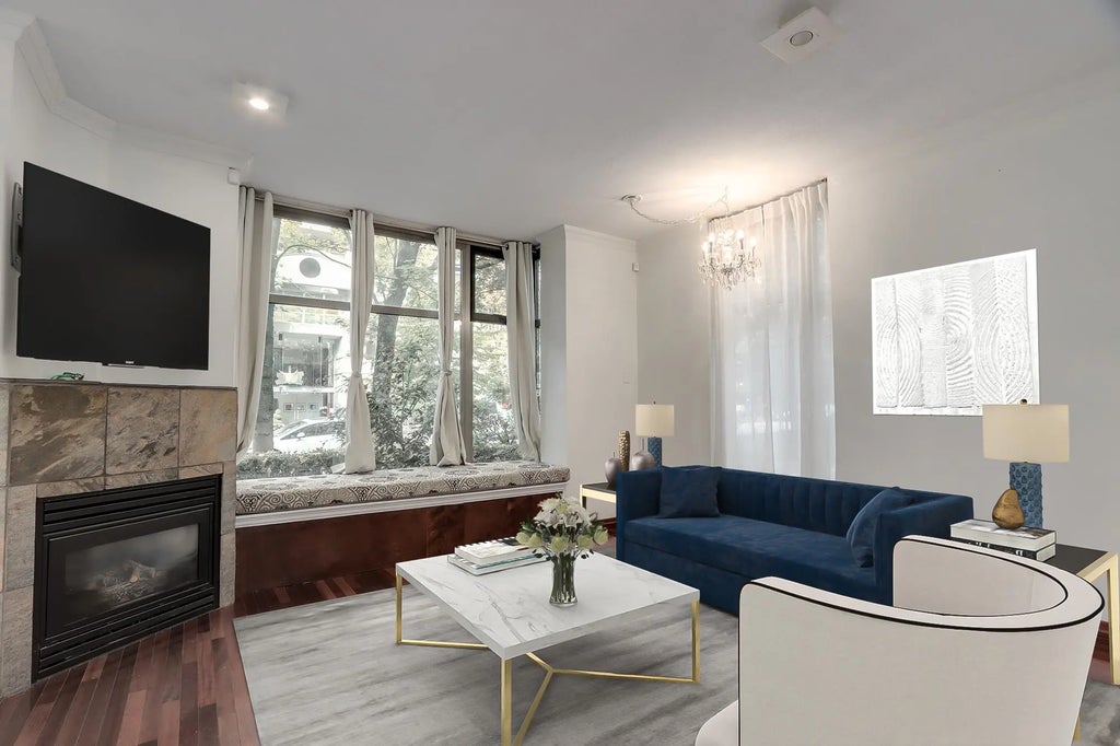 936 Richards Street, Vancouver