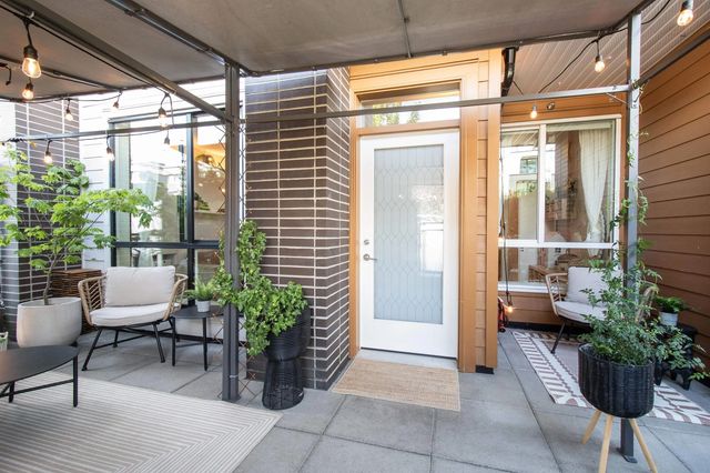 615 E 3rd Street 111, North Vancouver