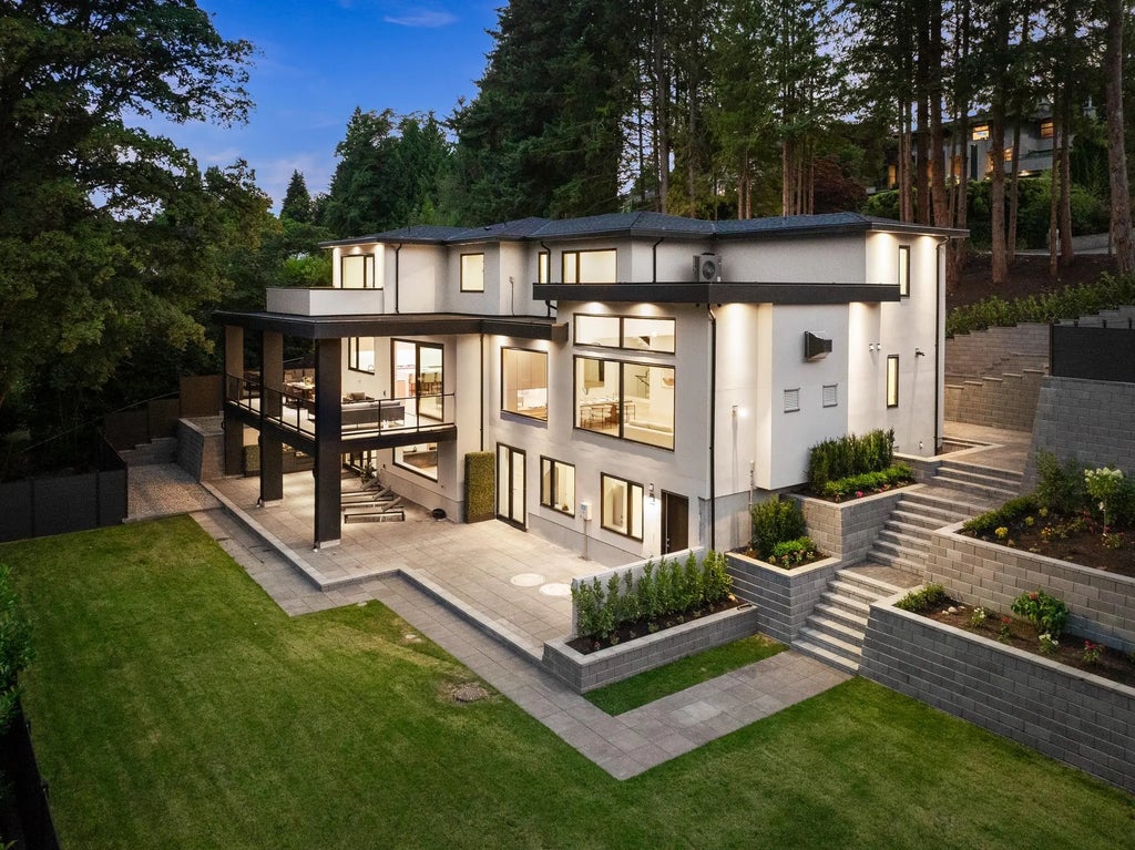 620 Kenwood Road, West Vancouver