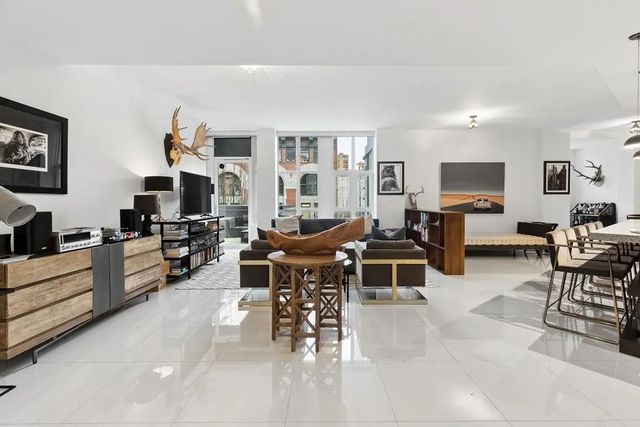 1102 Hornby Street 304, Vancouver