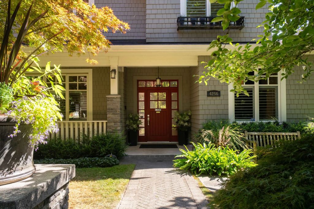 4256 W 14th Avenue, Vancouver
