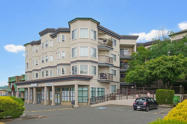 5759 Glover Road 207, Langley