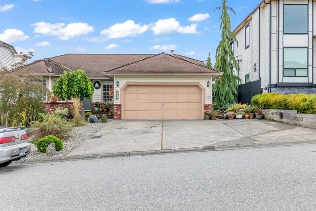 2830 Crossley Drive, Abbotsford