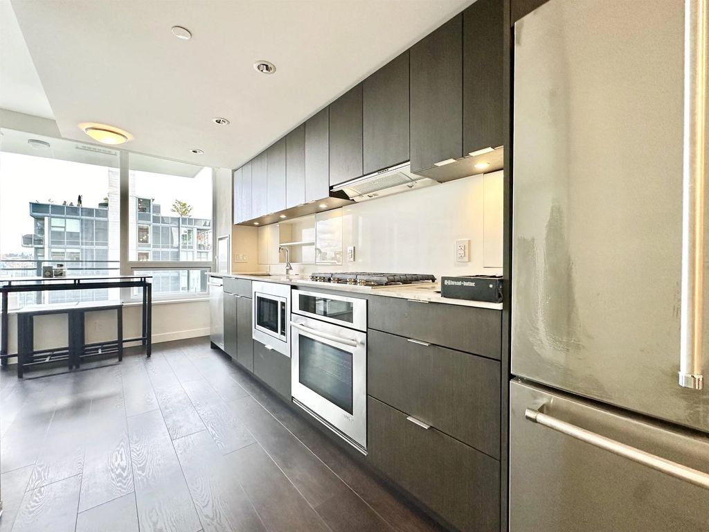 111 1st E Avenue 1103, Vancouver