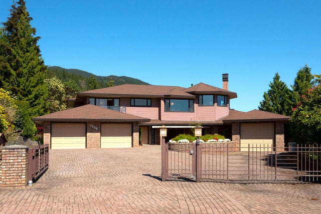 4228 Rockridge Crescent, West Vancouver