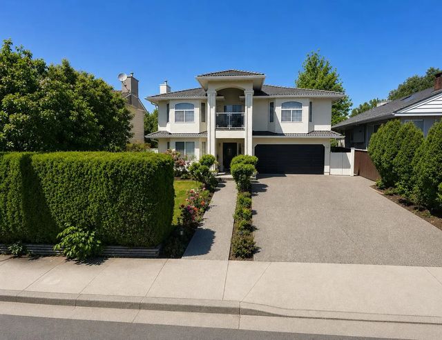 2011 Seventh Avenue, New Westminster
