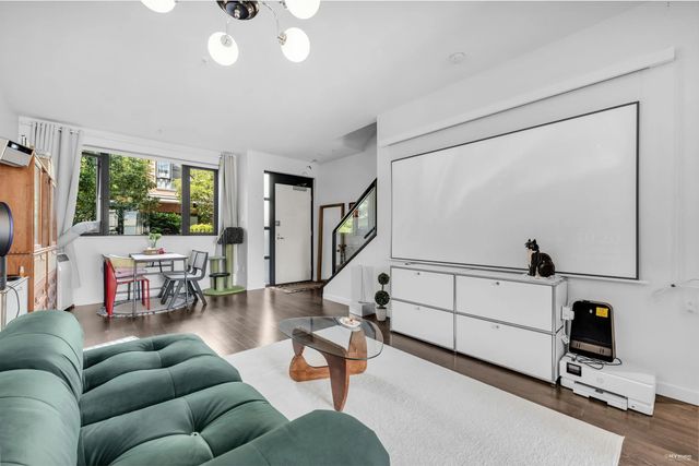 6426 Ash Street, Vancouver