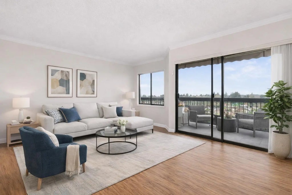 31955 Old Yale Road 914, Abbotsford