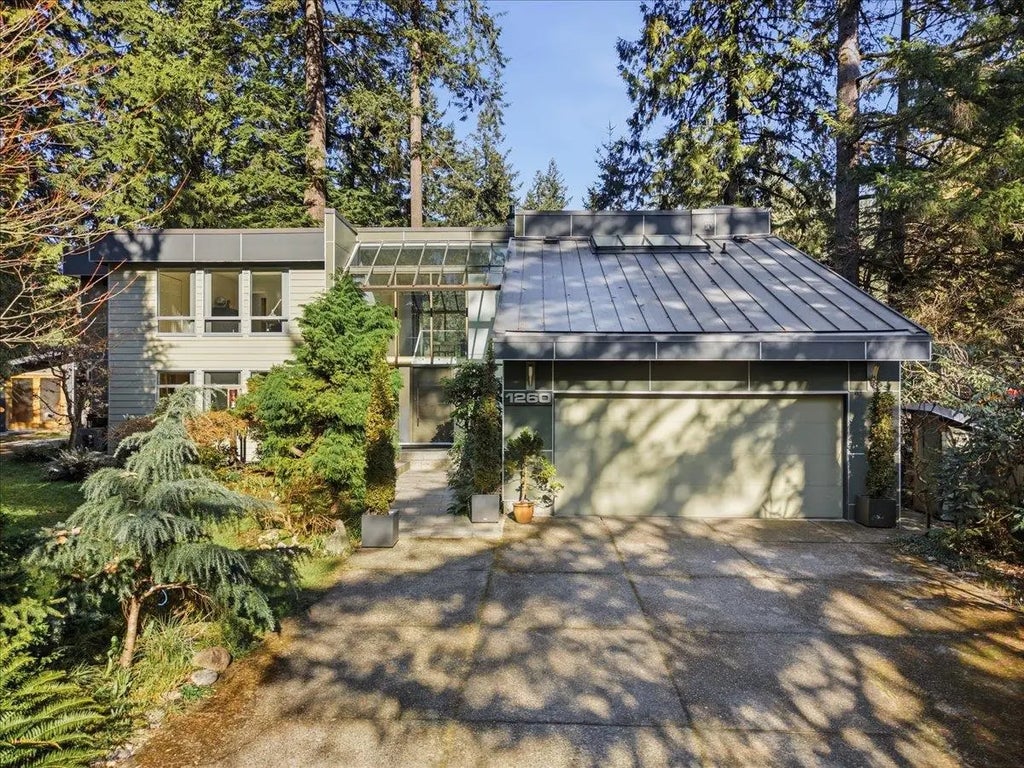1260 Seymour Boulevard, North Vancouver