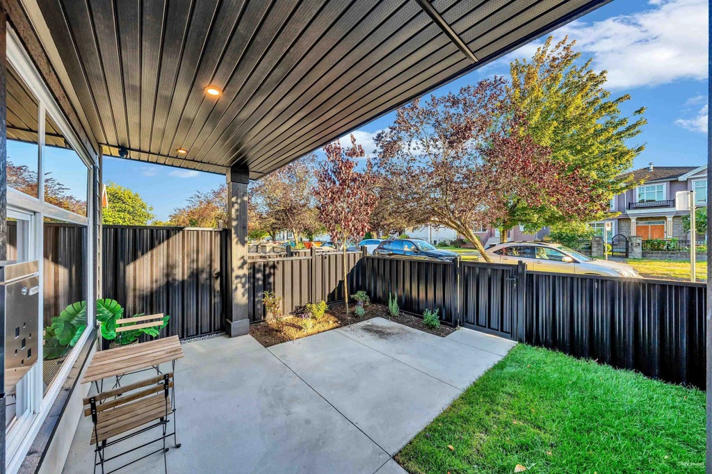 2705 East 3rd Avenue 2, Vancouver