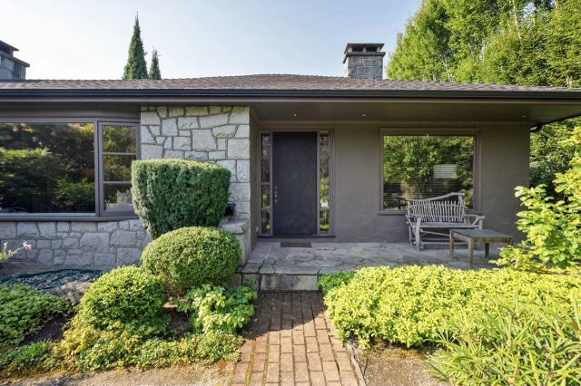 2533 Wallace Crescent, Vancouver
