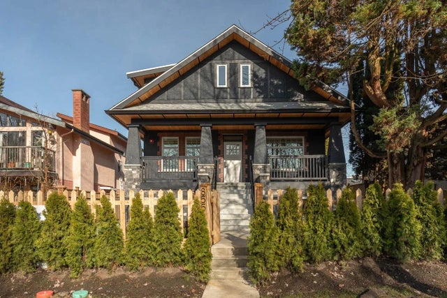 855 E 19th Avenue, Vancouver