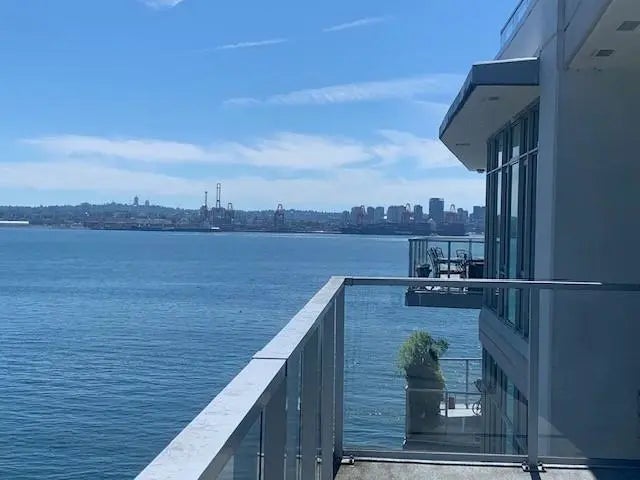 175 Victory Ship Way 904, North Vancouver