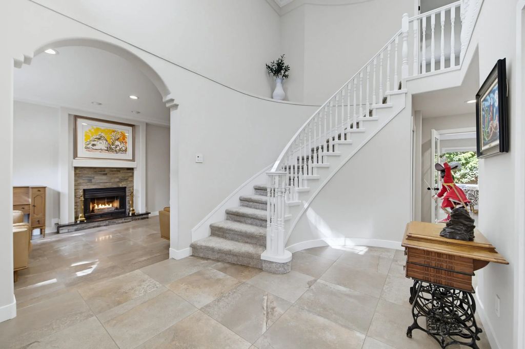 22315 47a Avenue, Langley