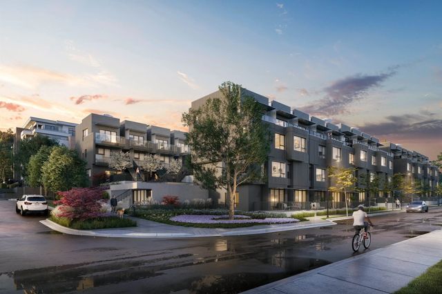 602 E 2nd Street 131, North Vancouver