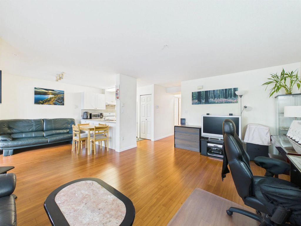 2677 Broadway Street 208, Vancouver