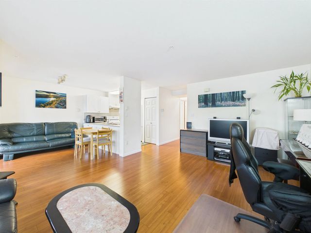 2677 Broadway Street 208, Vancouver