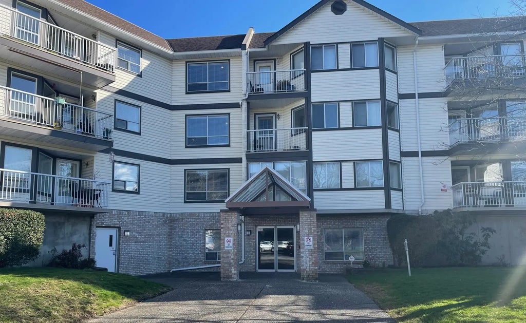 5710 201 Street 219, Langley