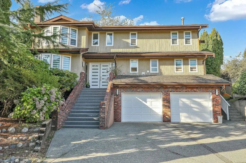 2220 Windwood Place, Burnaby