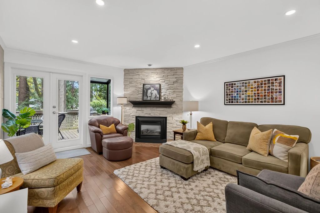 12741 16 Avenue 102, White Rock