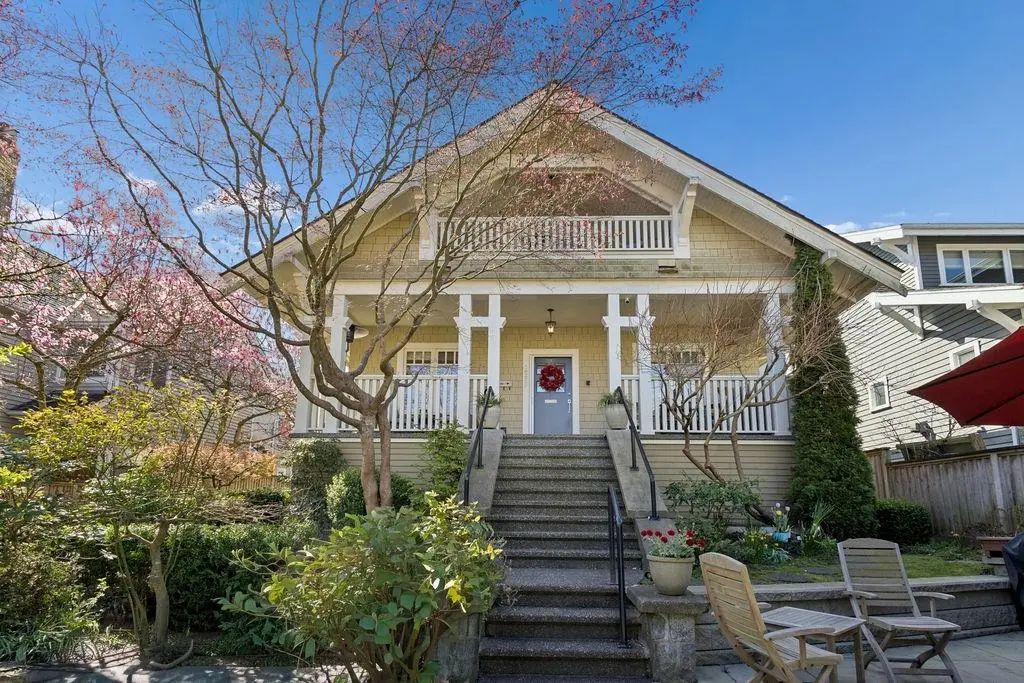 1956 W 14 Avenue, Vancouver
