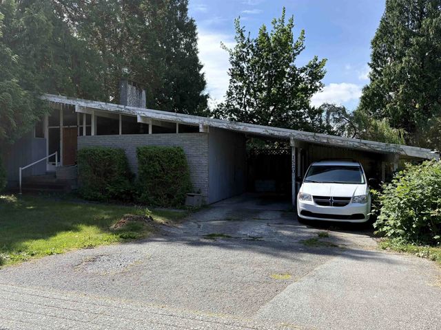 1520 Winslow Avenue, Coquitlam