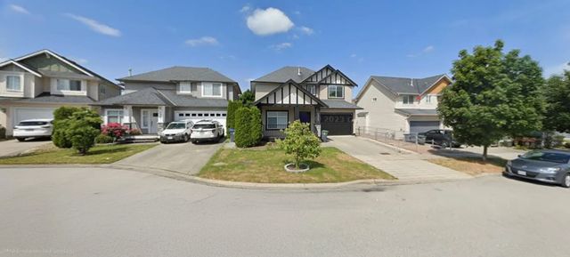 5949 E 165 Street, Surrey