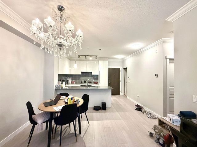 9399 Alexandra Road 102, Richmond