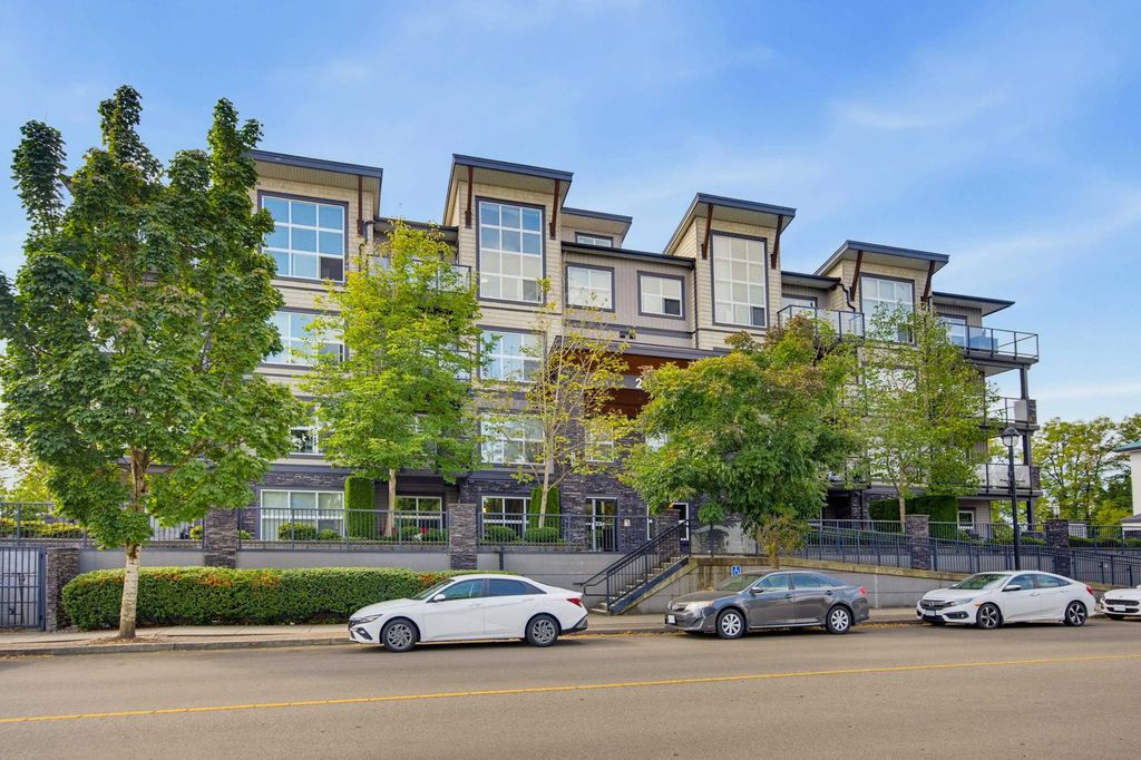 20630 Douglas Crescent 209, Langley