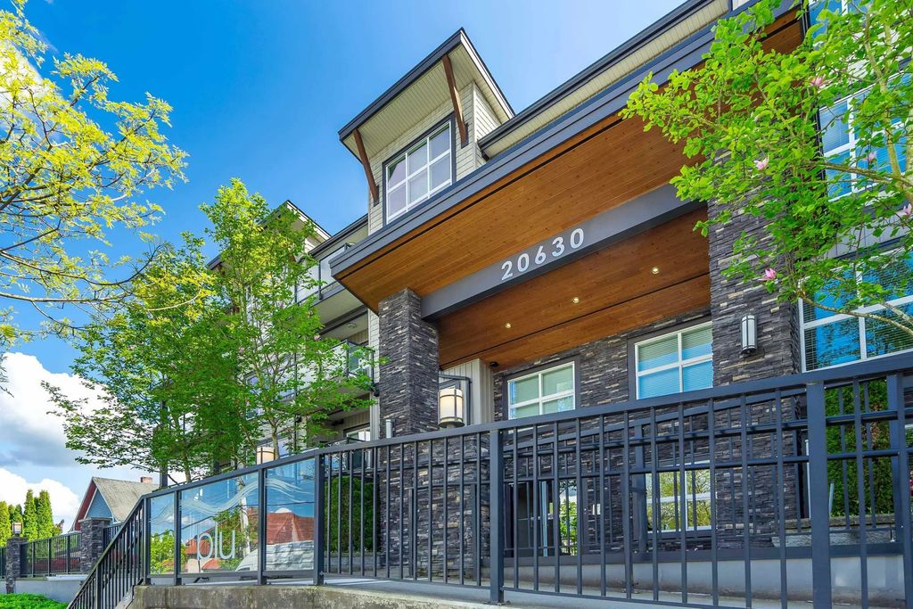 20630 Douglas Crescent 209, Langley