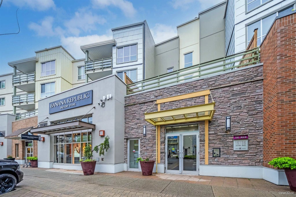 15735 Croydon Drive 313, Surrey