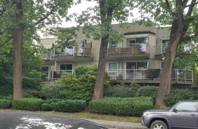 827 W 16 Street 302, North Vancouver