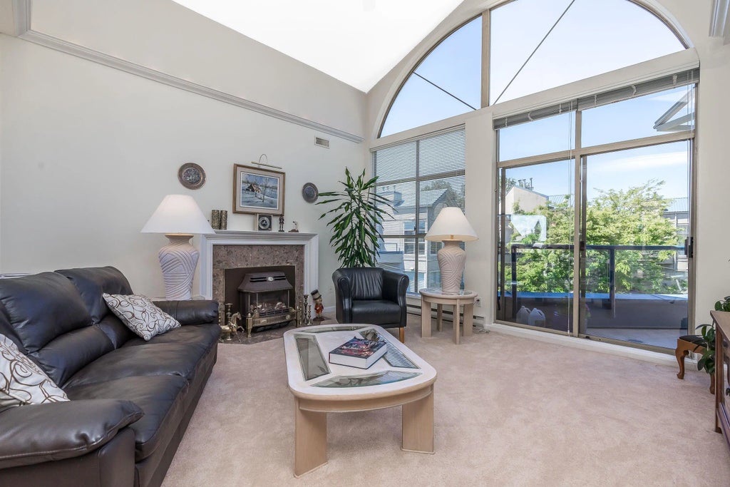 4753 River Road West 309, Ladner