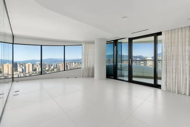 1033 Nelson Street 2406, Vancouver
