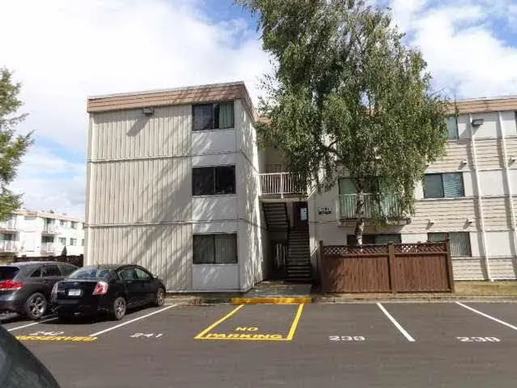 7280 Lindsay Road 211, Richmond