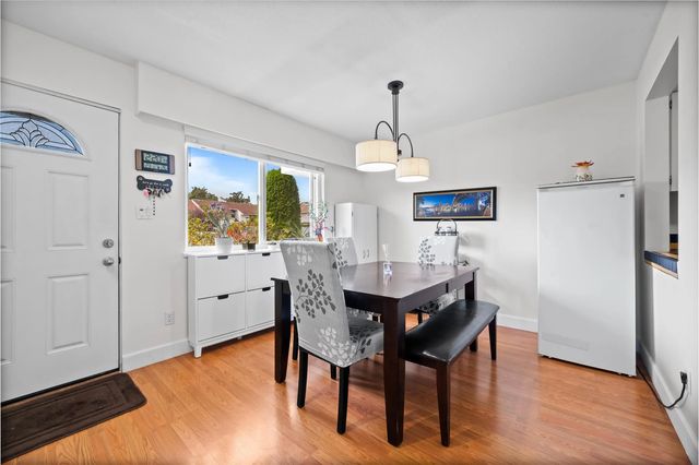 9700 Glenacres Drive 107, Richmond