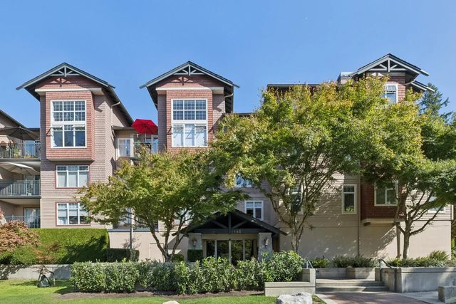 1140 Strathaven Drive 201, North Vancouver
