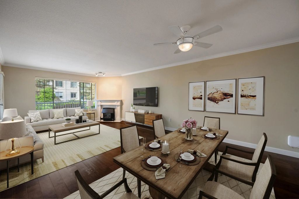 5375 205 Street 112, Langley