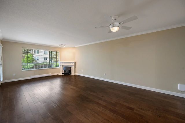 5375 205 Street 112, Langley
