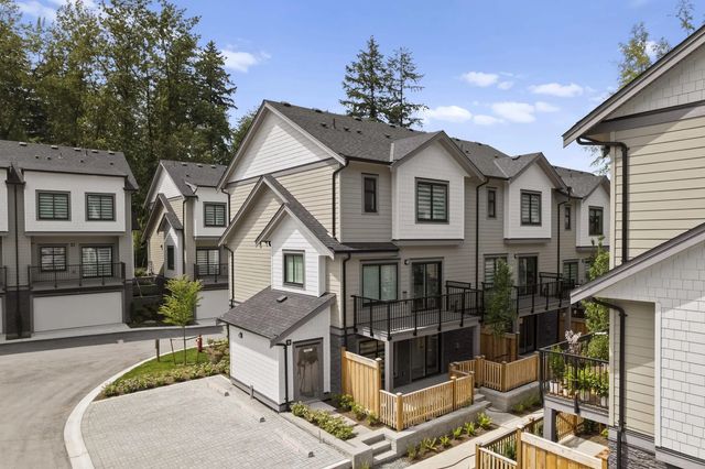 9688 182a Street 15, Surrey