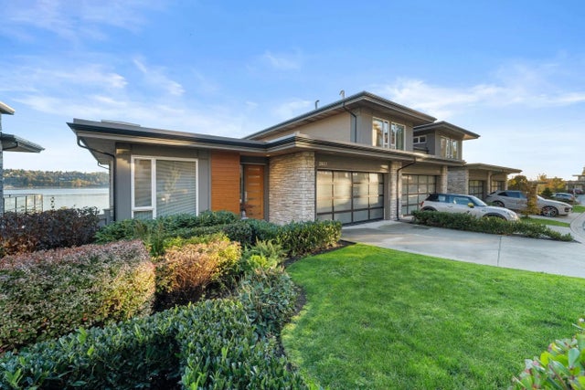 3887 Cates Landing Way, North Vancouver