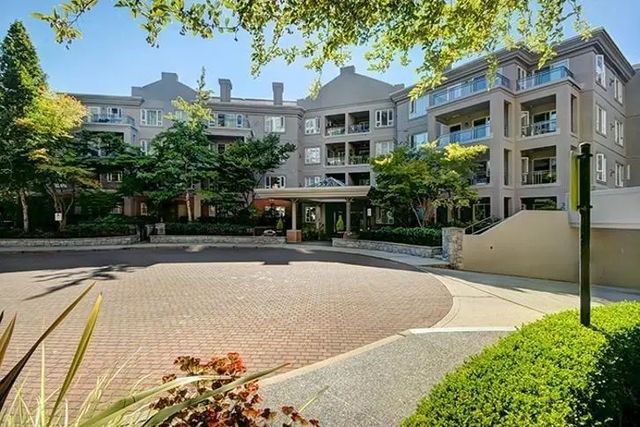 5683 Hampton Place 204, Vancouver
