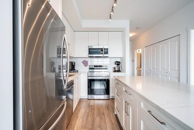 13623 81a Avenue 414, Surrey