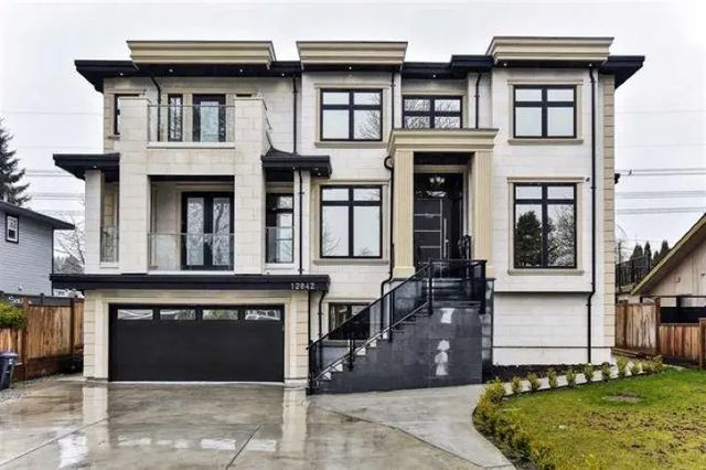12842 Carluke Crescent, Surrey